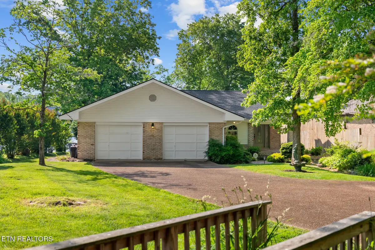 8331 Cherokee Tr, Crossville, TN 38572 - #1