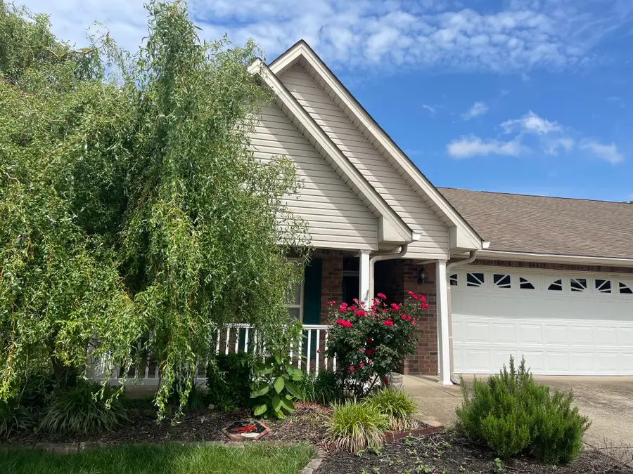 1301 Crofton Park Ct, Columbia, TN 38401 - #3