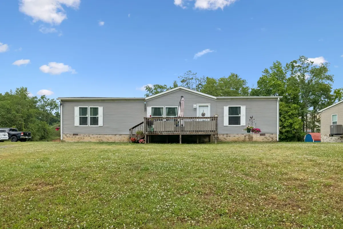 595 Days Rd, Lafayette, TN 37083 - #1