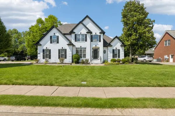 3232 Genoa Dr, Murfreesboro, TN 37128