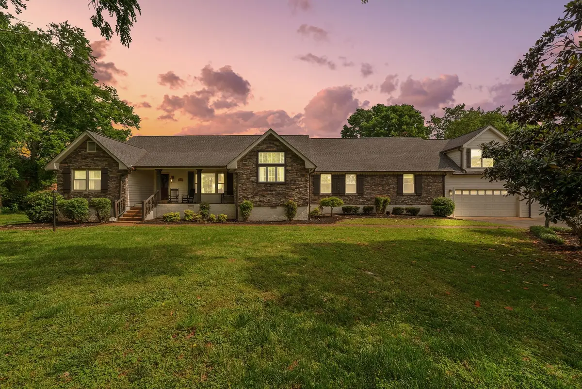 6476 Lickton Pike, Goodlettsville, TN 37072 - #1