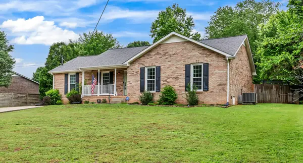 1738 Broadripple Dr, Clarksville, TN 37042