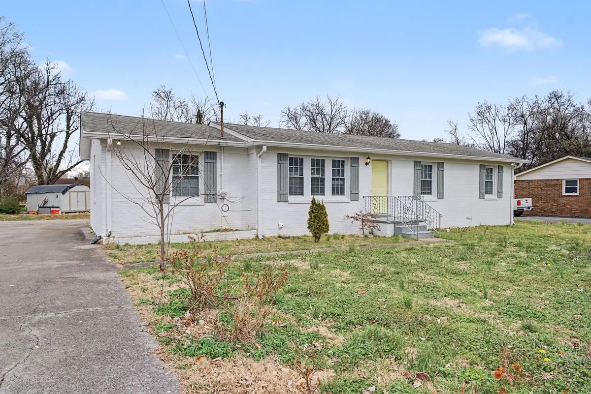 407 Sam Houston Dr, Lebanon, TN 37087 - #1