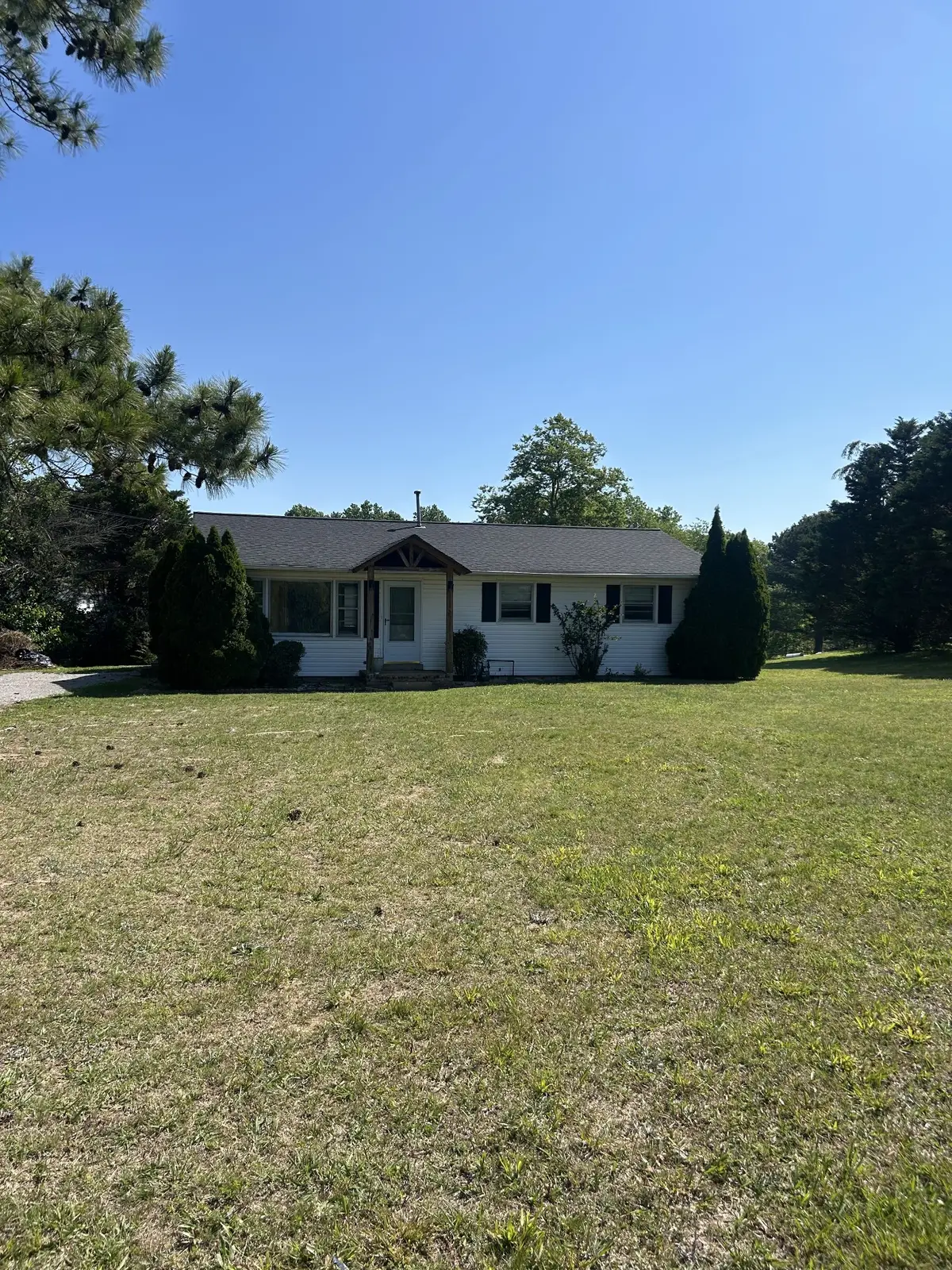 500 Prosser Rd, Lawrenceburg, TN 38464 - #1
