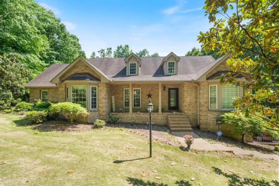 228 Druid Hills Dr, Dickson, TN 37055 - #2