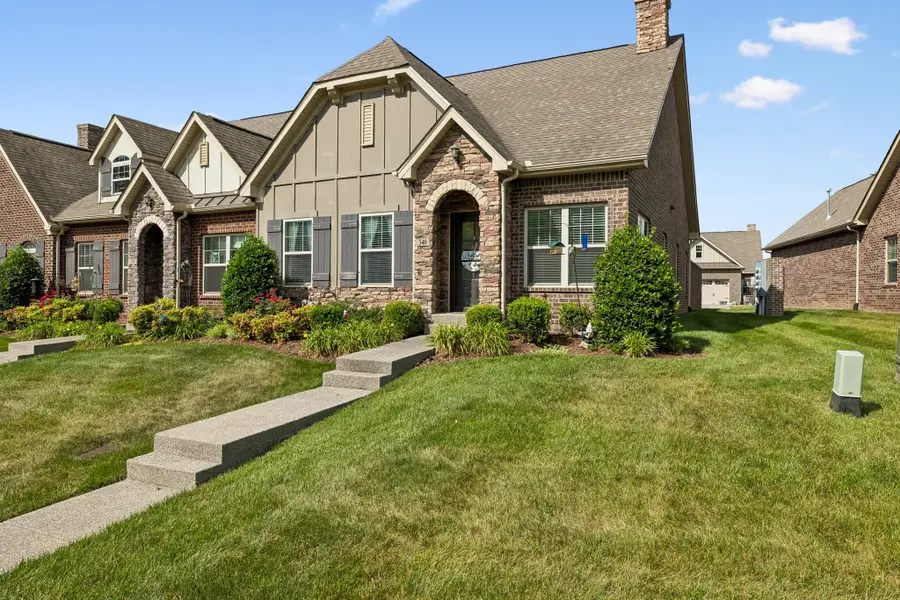 340 Carellton Dr, Gallatin, TN 37066 - #3
