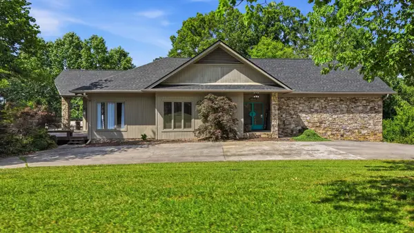 401 Pine Bluff Drive, Chattanooga, TN 37412