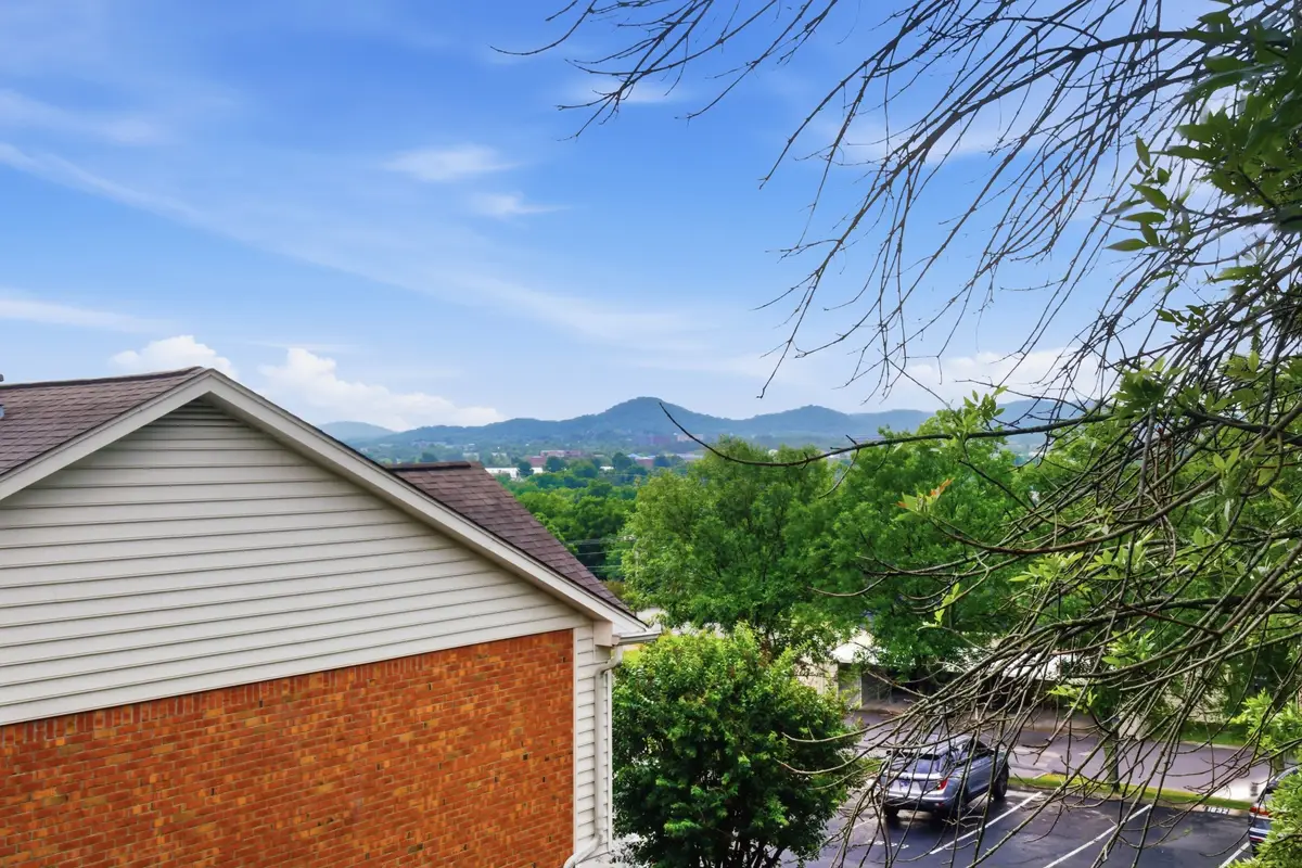 1604 Brentwood Pointe, Franklin, TN 37067 - #1