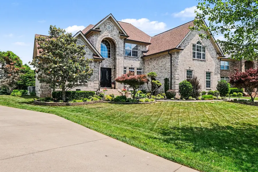 3356 Clovercroft Dr, Murfreesboro, TN 37130 - #3