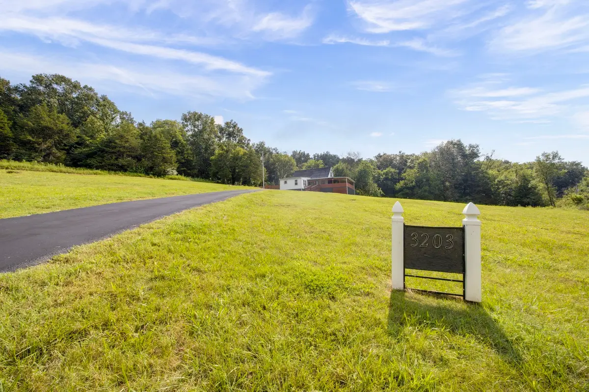 3203 Statesville Rd, Watertown, TN 37184 - #1