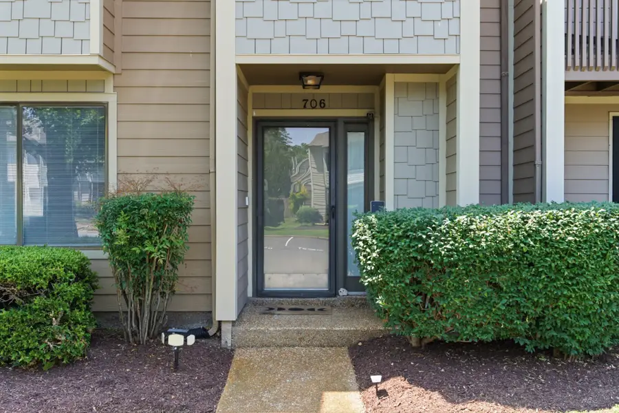 706 Barlin Ct, Nashville, TN 37221 - #3
