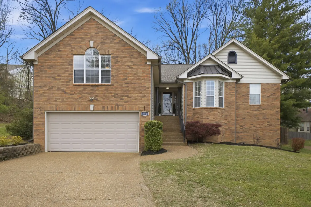 745 Windsor Trce, Goodlettsville, TN 37072 - #1