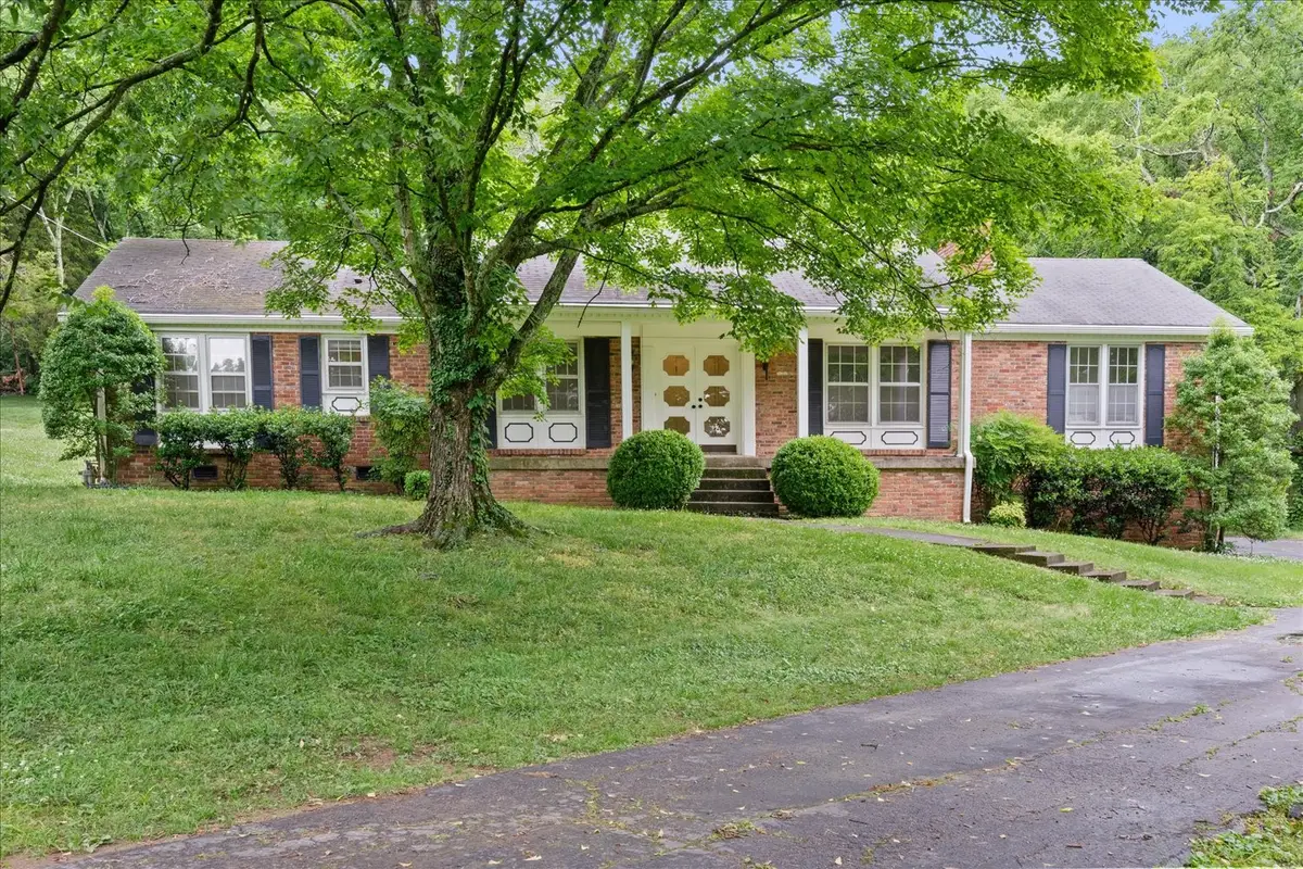 7970 Hooten Hows Rd, Nashville, TN 37221 - #1