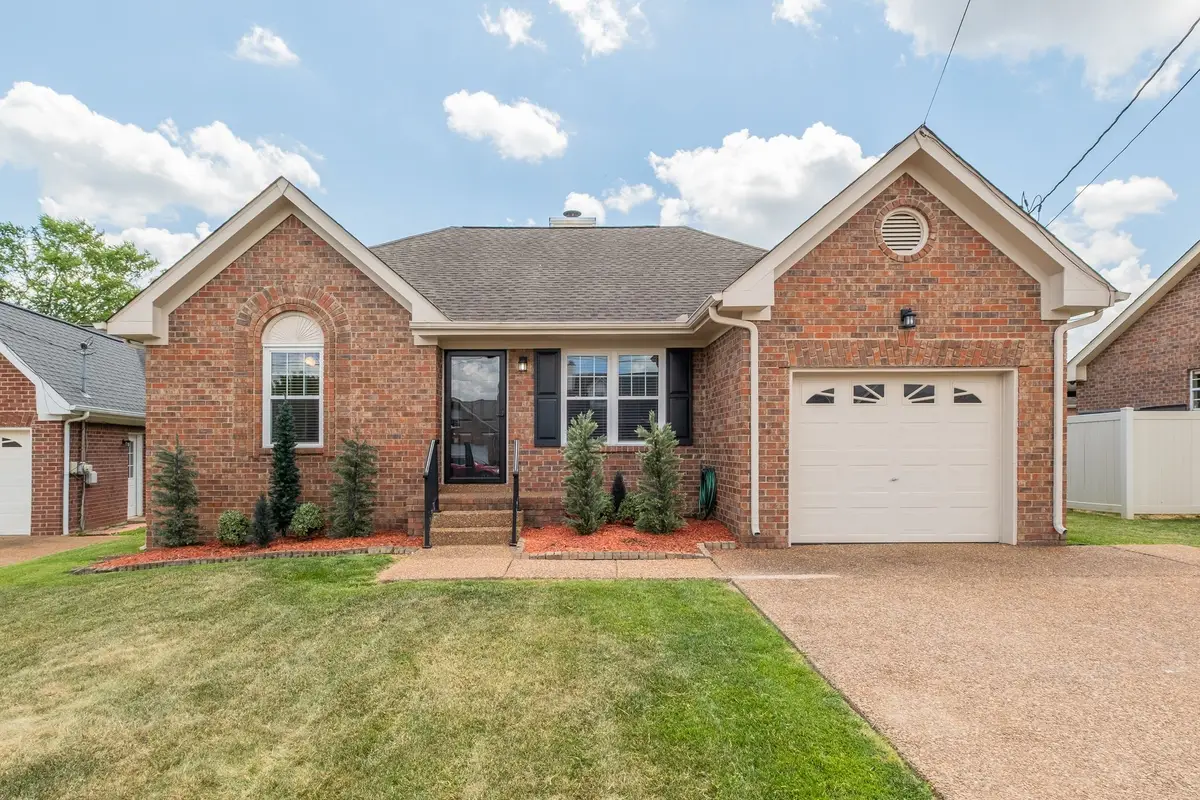 120 Cloverfield Ct, Hendersonville, TN 37075 - #1