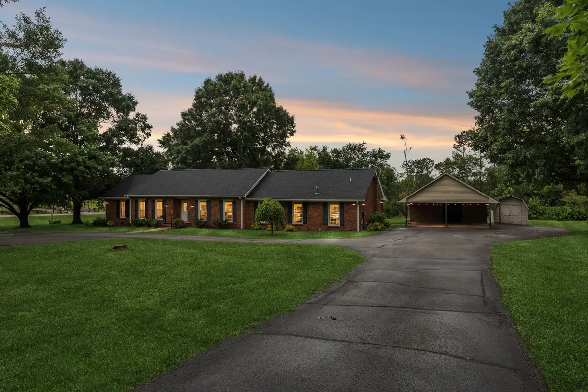 1701 Logan Dr, Columbia, TN 38401 - #1