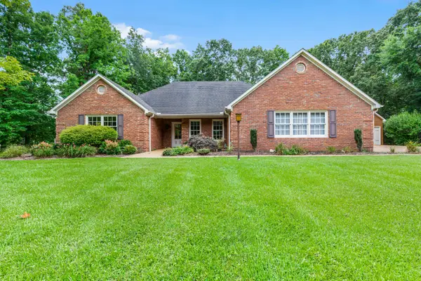 65 King Arthur Dr, Paris, TN 38242