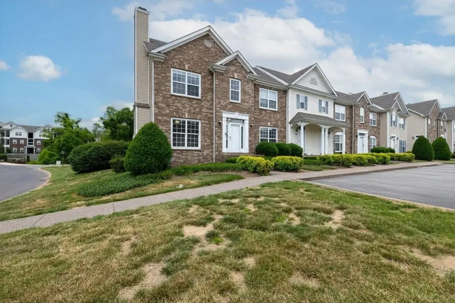1001 Mckenna Dr, Thompsons Station, TN 37179 - #3