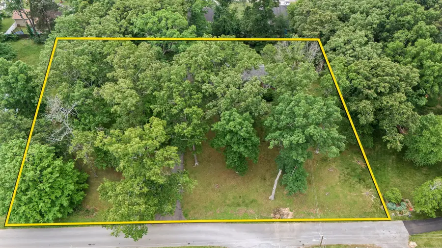 205 Arnold Avenue, Tullahoma, TN 37388 - #2