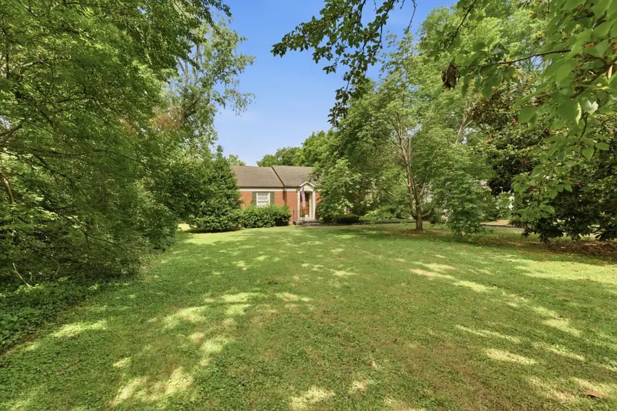 805 Lynnwood Blvd, Nashville, TN 37205 - #2