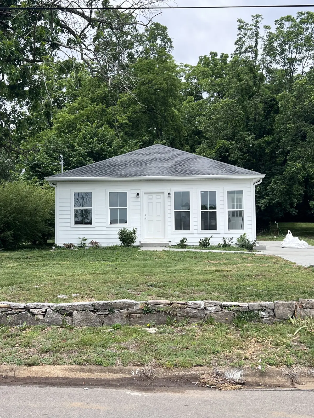 612 E Madison St, Pulaski, TN 38478 - #1