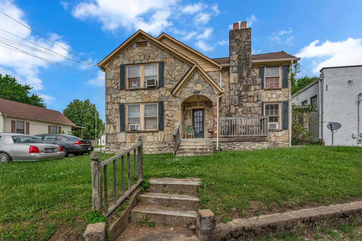 1405 Highland Ave, Columbia, TN 38401 - #1