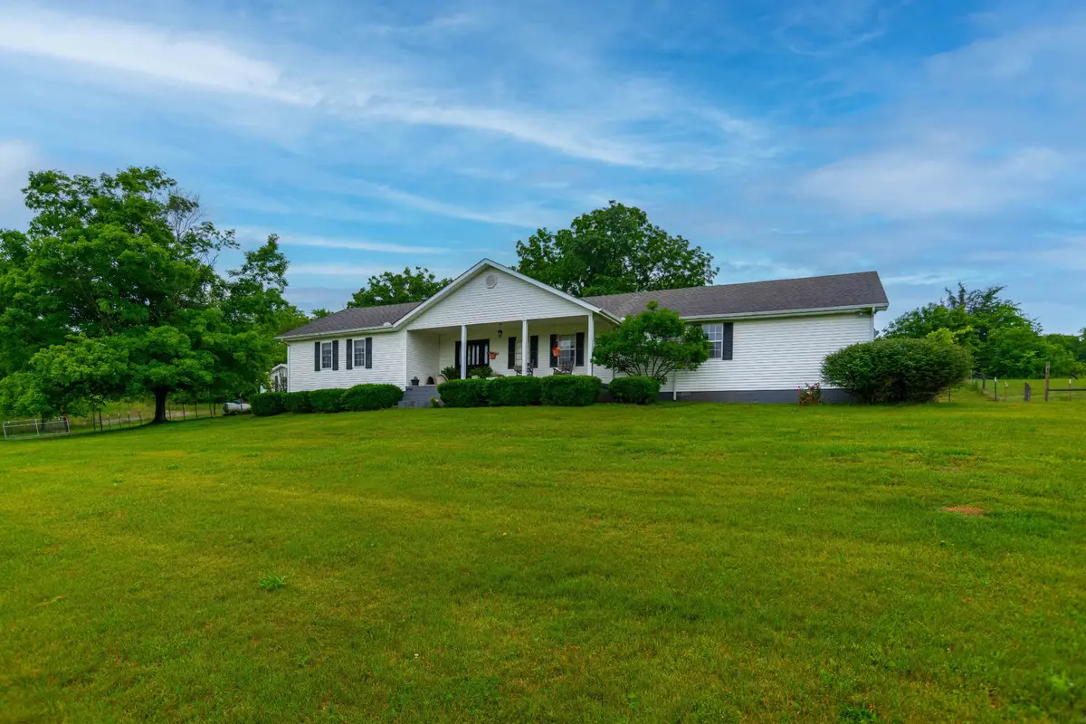 6933 Winchester Hwy, Winchester, TN 37398 - #1