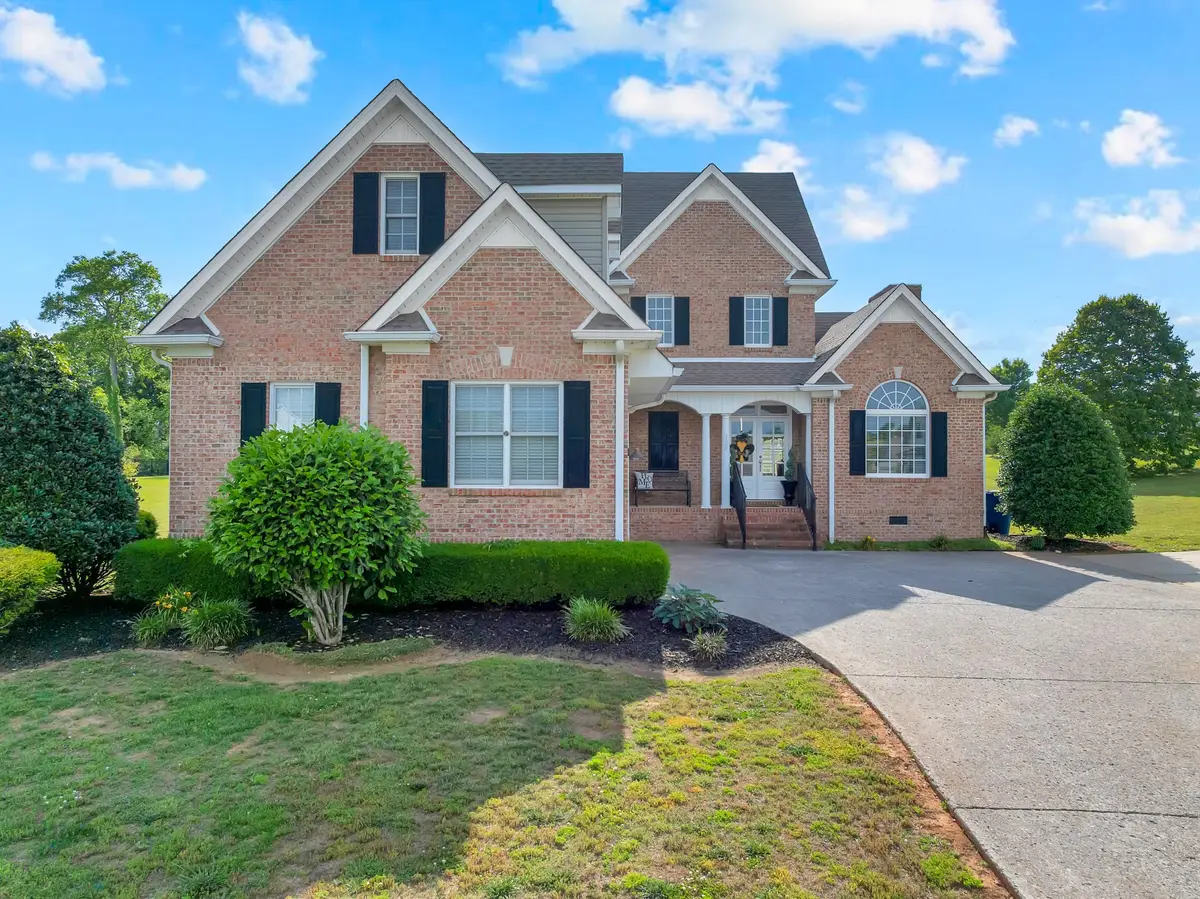 102 Waycross Dr, Shelbyville, TN 37160 - #1