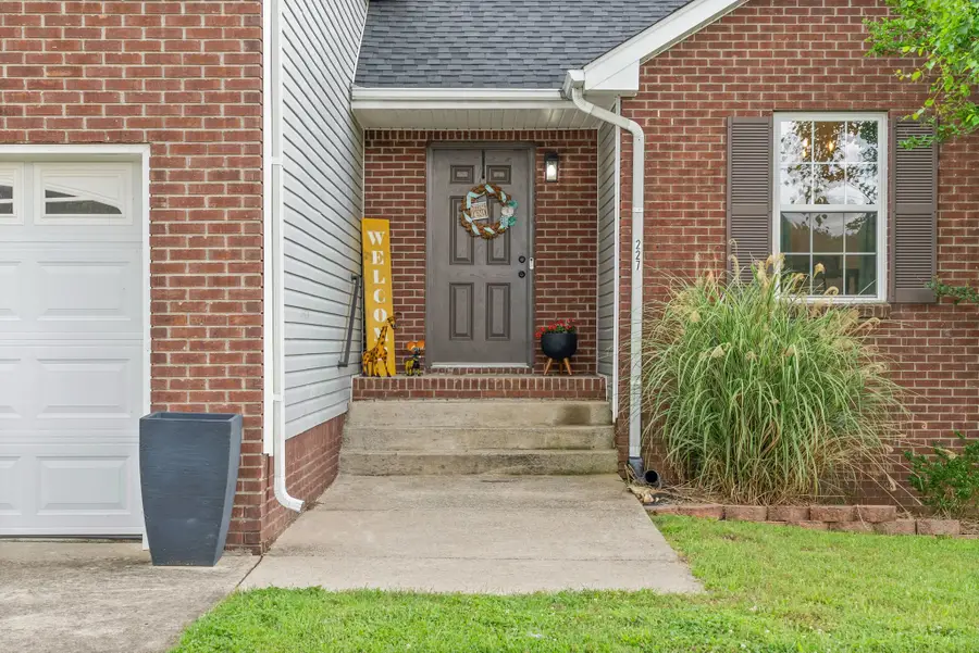 227 Harold Dr, Clarksville, TN 37040 - #3