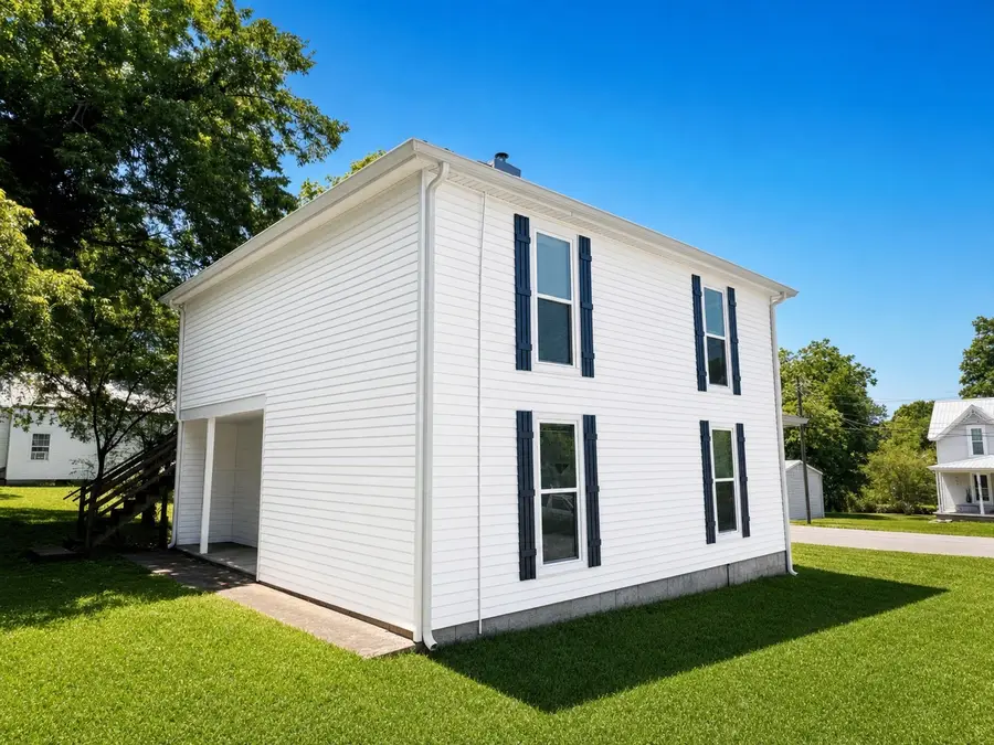 427 Childers St, Pulaski, TN 38478 - #3