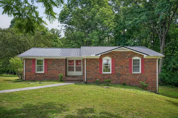 5245 Jefferson Rd, Smithville, TN 37166