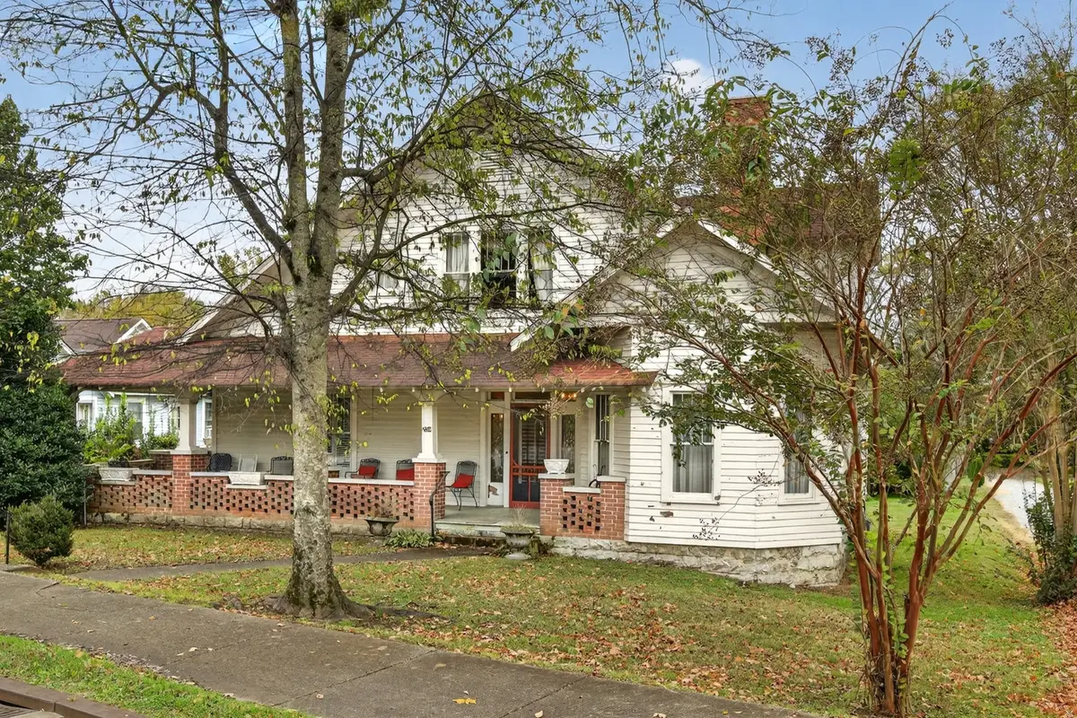 204 Bright Ave, Fayetteville, TN 37334 - #1