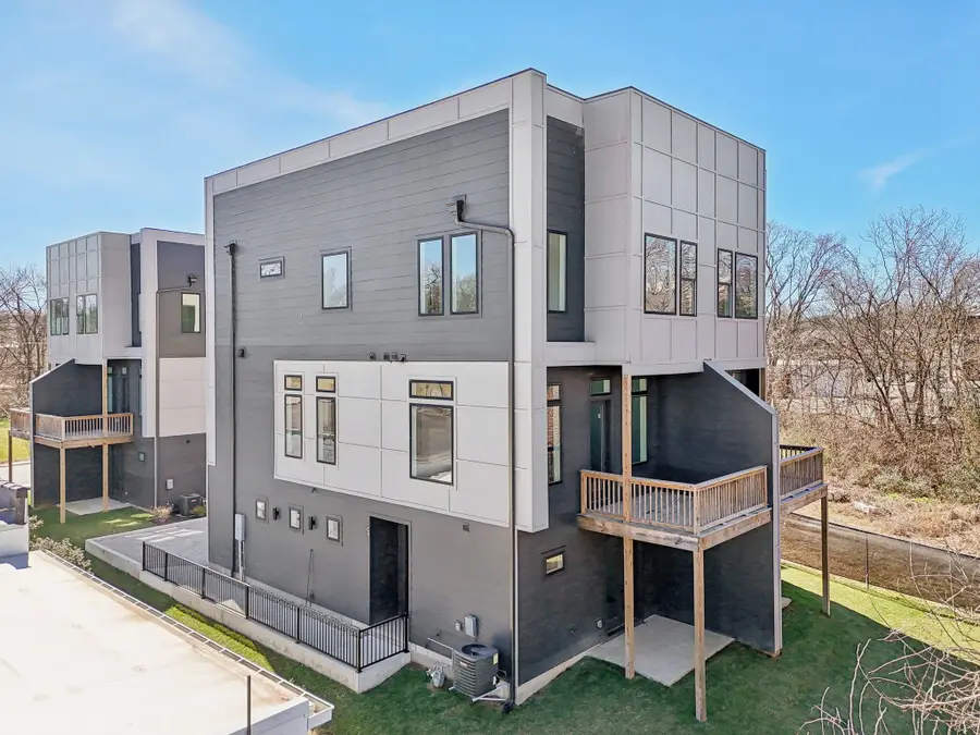 107 E 9th St #C6, Columbia, TN 38401 - #2