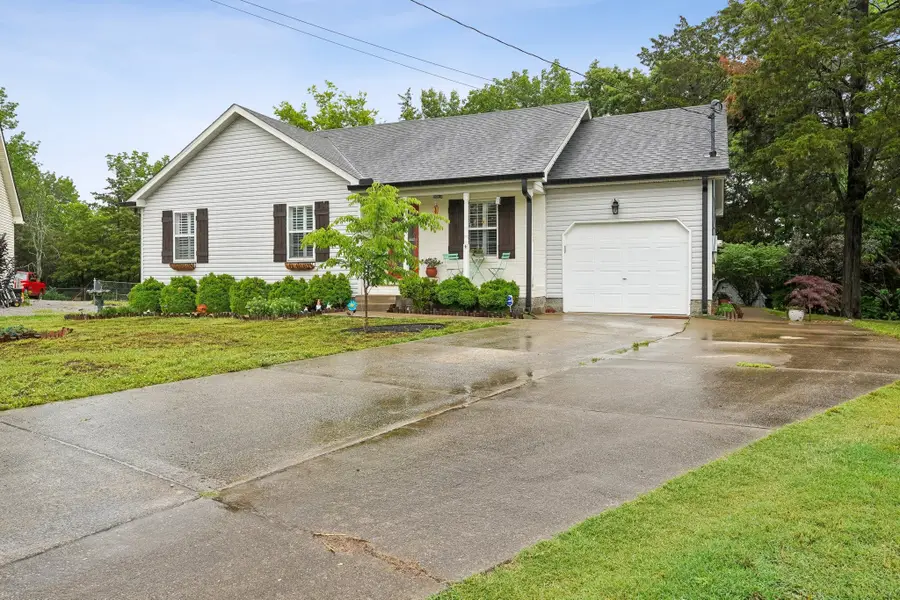 513 Connie Ct, Smyrna, TN 37167 - #2