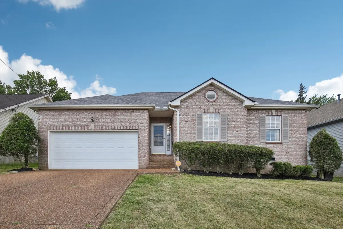 2812 Stokers Ln N, Nashville, TN 37207 - #1