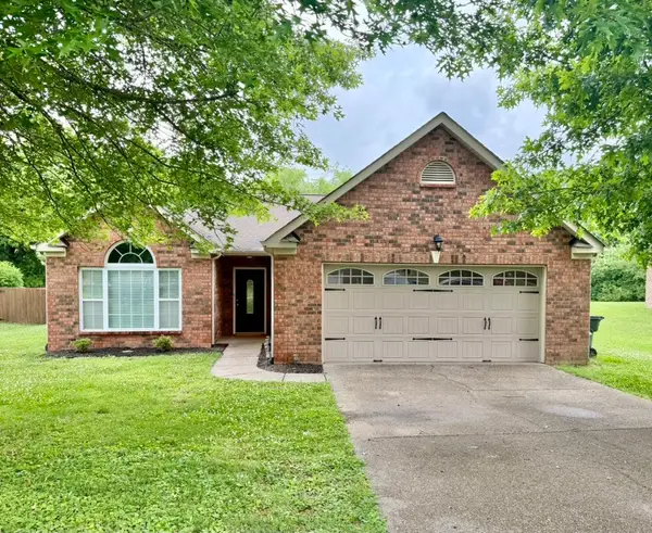 208 Remington Ave, Gallatin, TN 37066