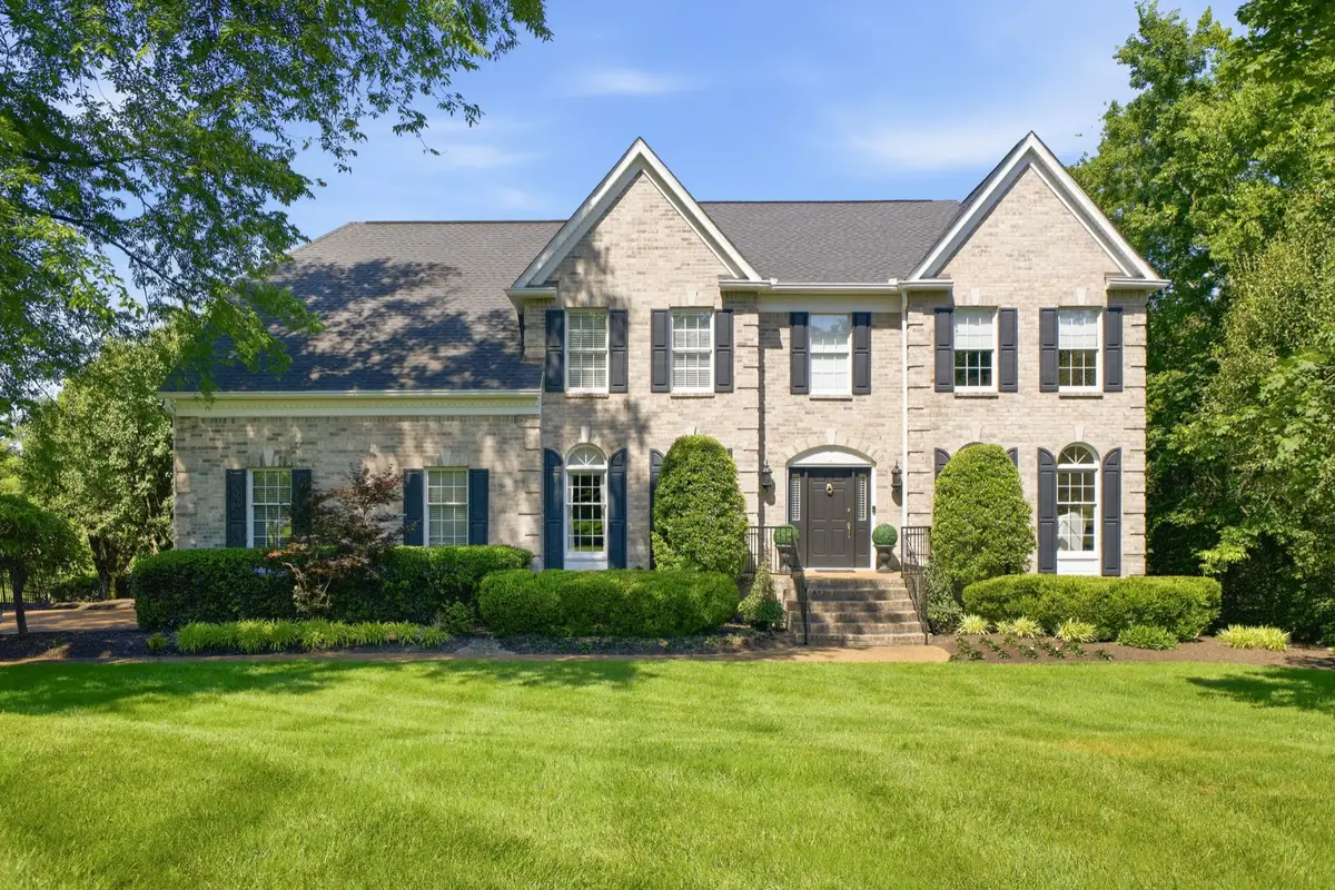 9023 Fallswood Ln, Brentwood, TN 37027 - #1