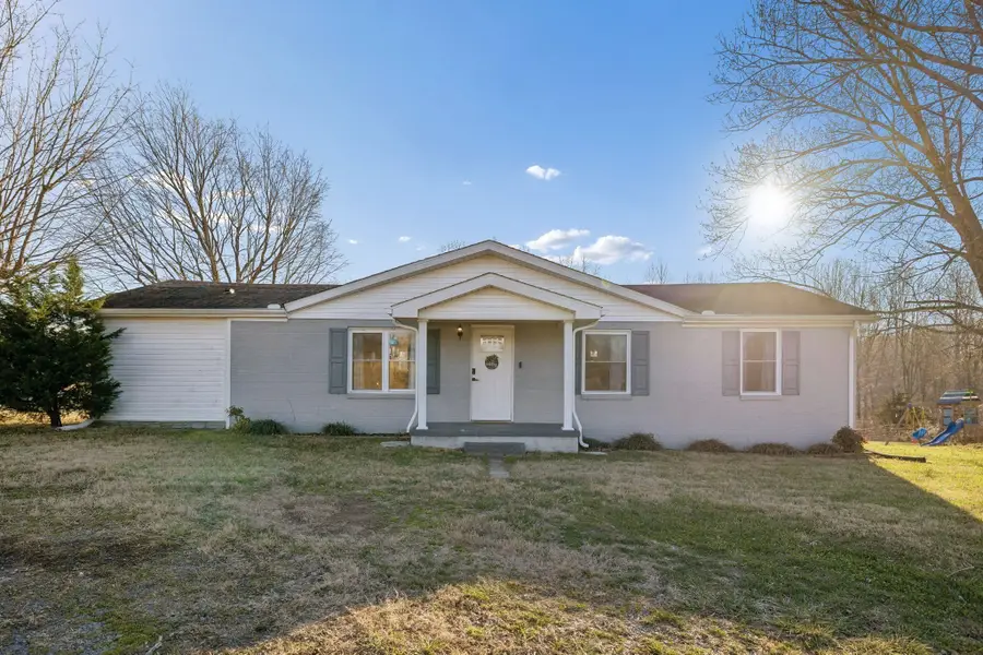 411 Purtle Rd, Lafayette, TN 37083 - #2