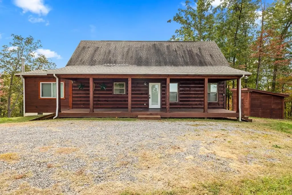 604 Hickory Ln, Hilham, TN 38568 - #1