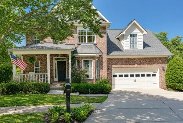 225 Springhaven Ct, Nashville, TN 37221