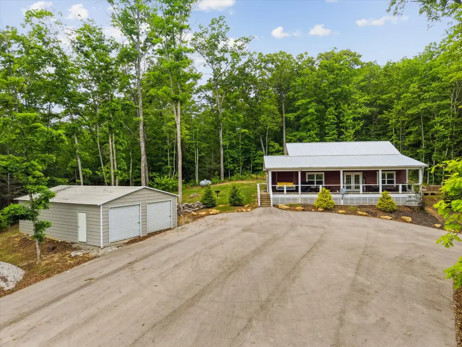 6830 Stinking Creek Rd, Pioneer, TN 37847 - #2