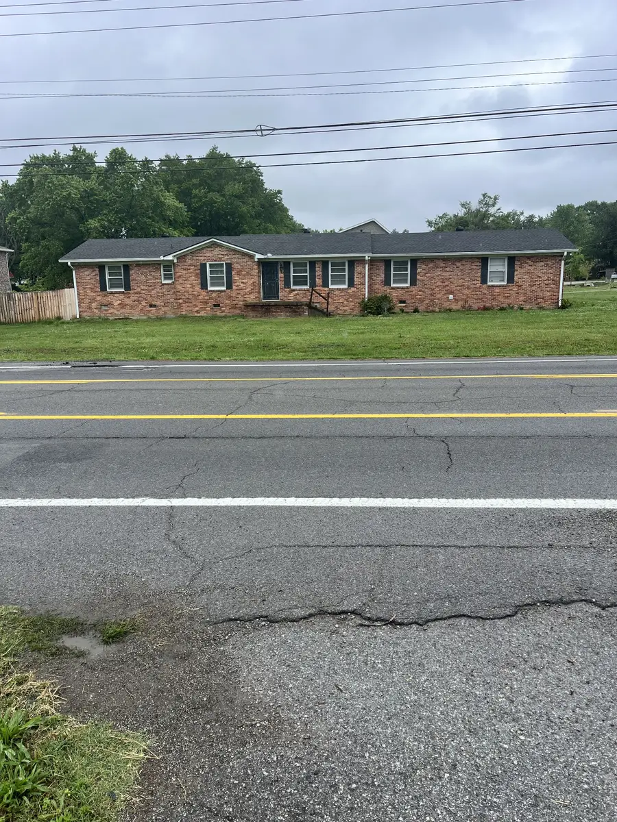 102 Gwen Ave, Gallatin, TN 37066 - #3