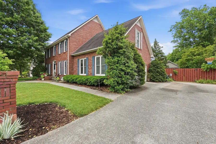 1363 Ivy Ln, Cookeville, TN 38501 - #3