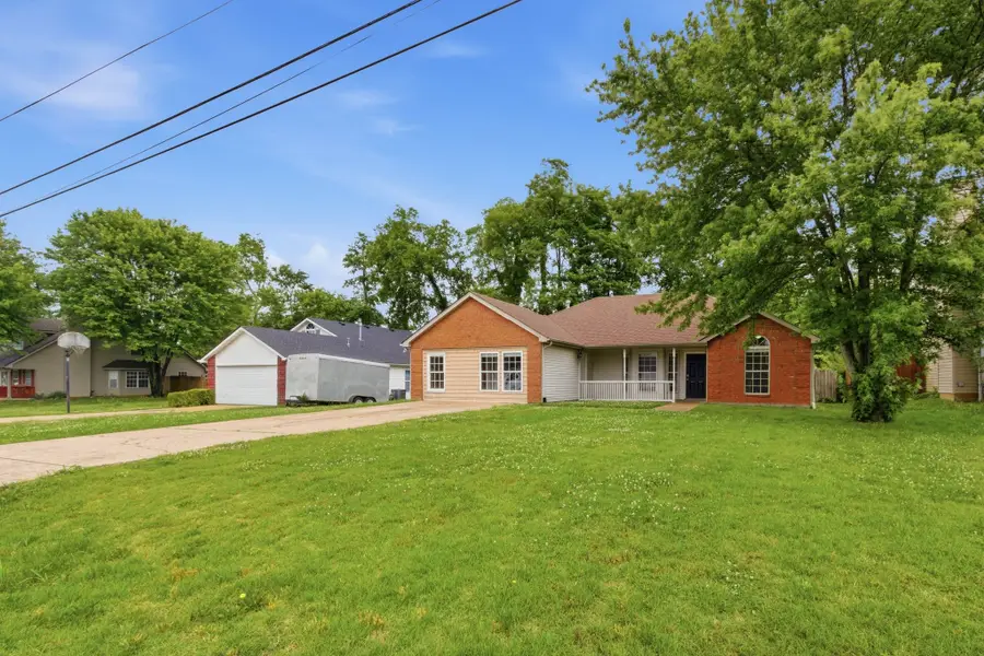 2130 Spring Hill Cir, Spring Hill, TN 37174 - #2
