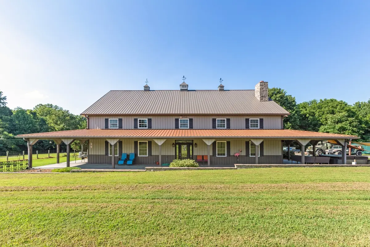 6090 Dividing Ridge Rd, Goodlettsville, TN 37072 - #1