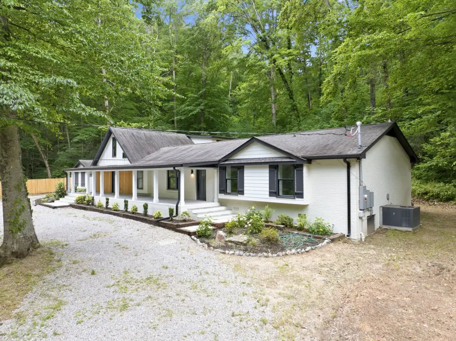 1032 Paint Pony Trl, Pegram, TN 37143 - #3