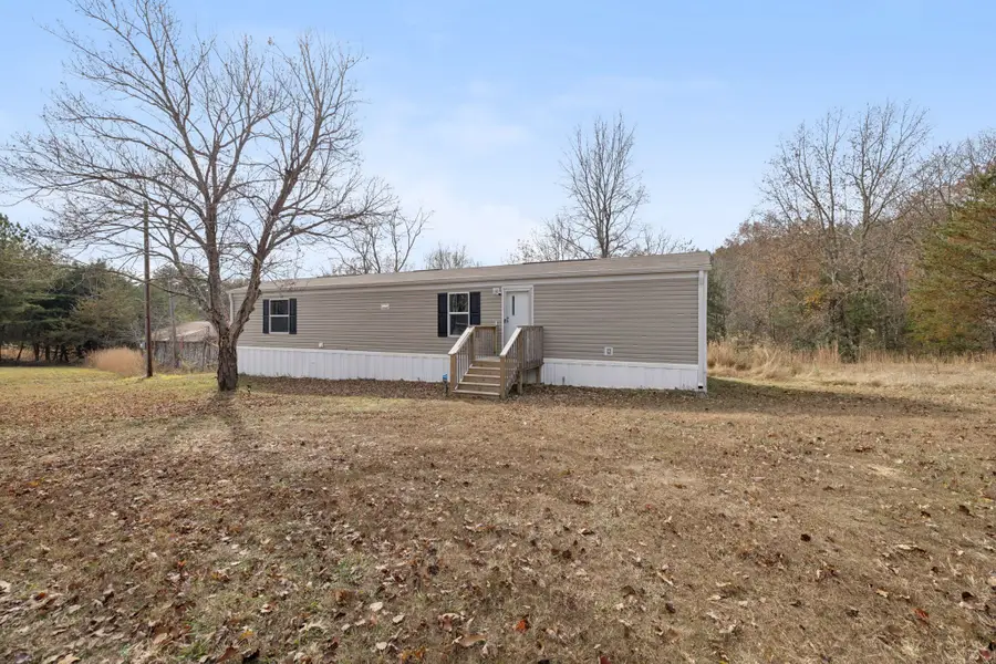108 Lyell Rd, Hohenwald, TN 38462 - #2
