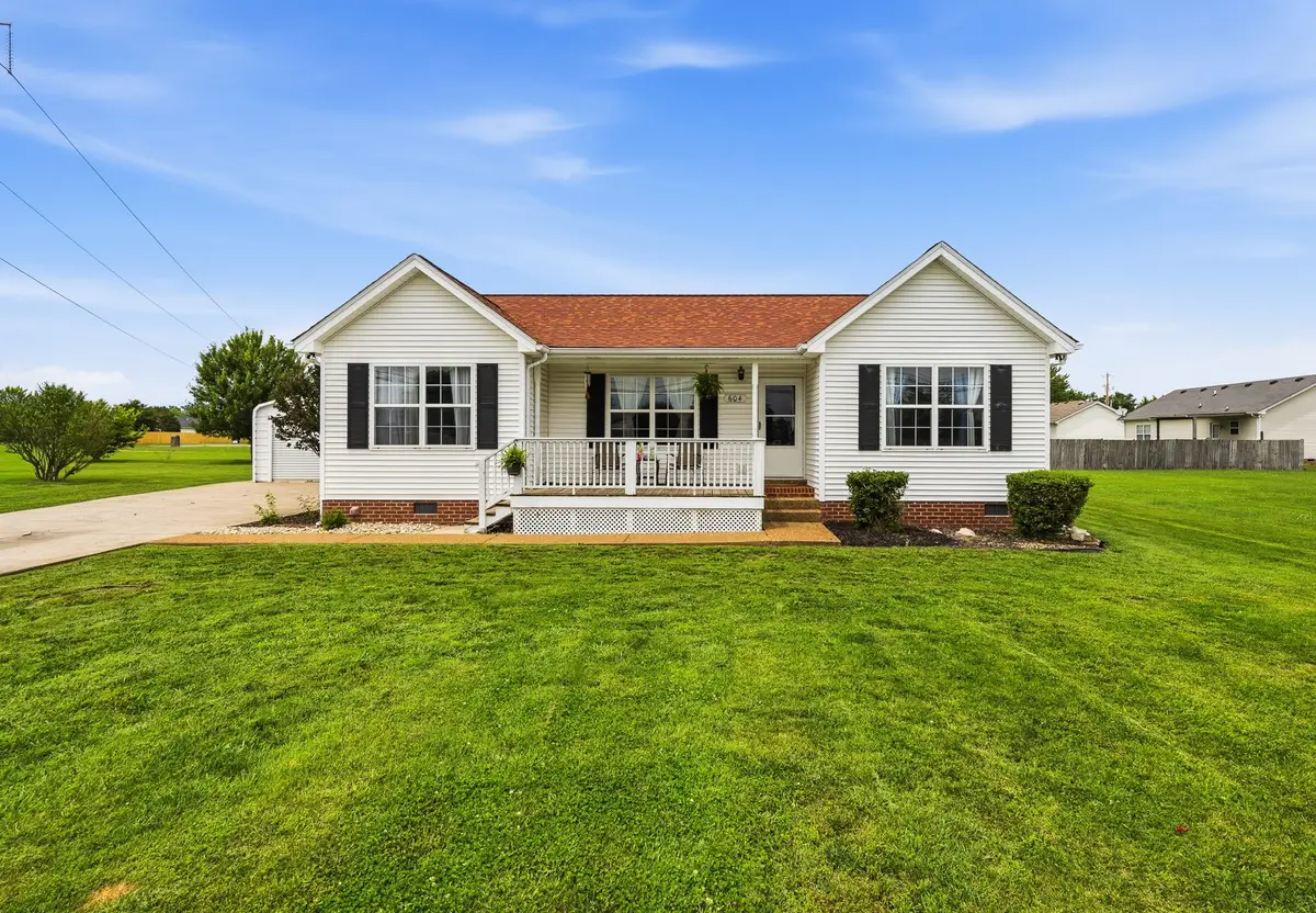 604 Portland Blvd, Portland, TN 37148 - #1