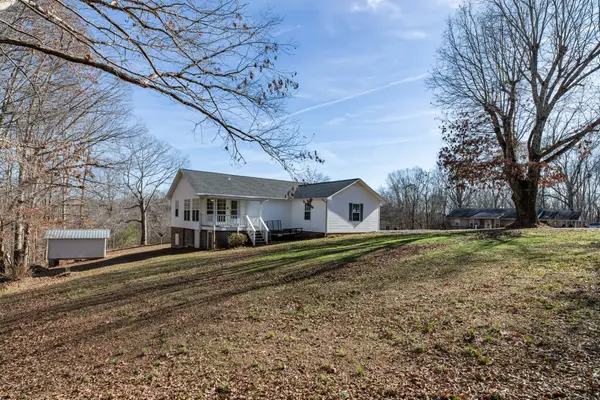 3117 Country Side Dr, Centerville, TN 37033
