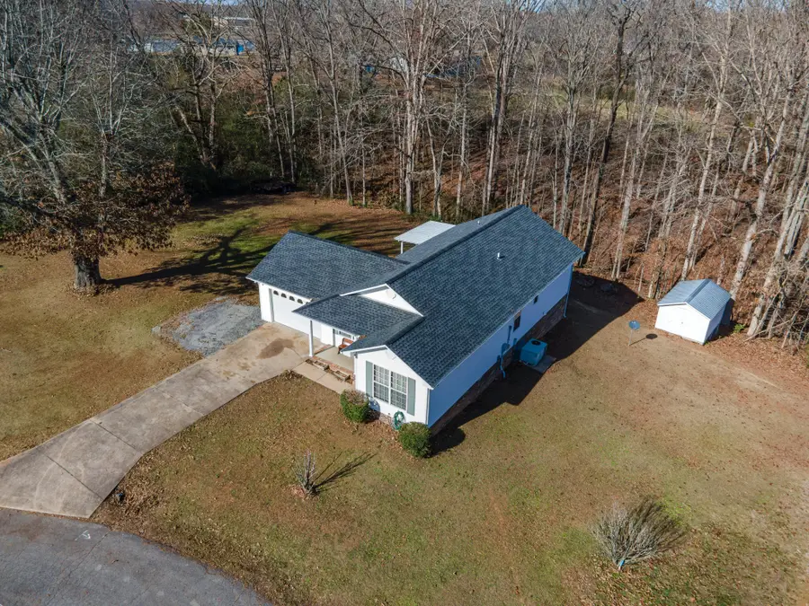 3117 Country Side Dr, Centerville, TN 37033 - #2