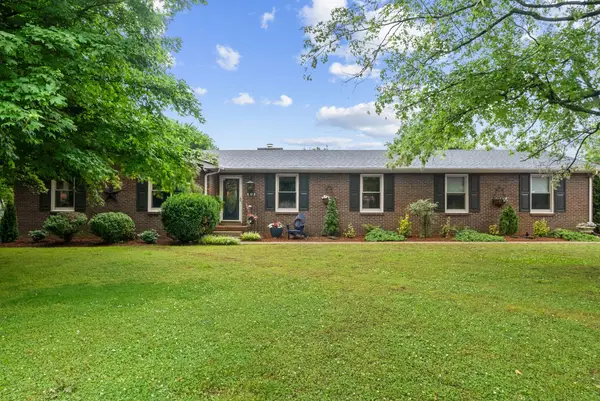 101 Fairmont Dr, Franklin, TN 37064